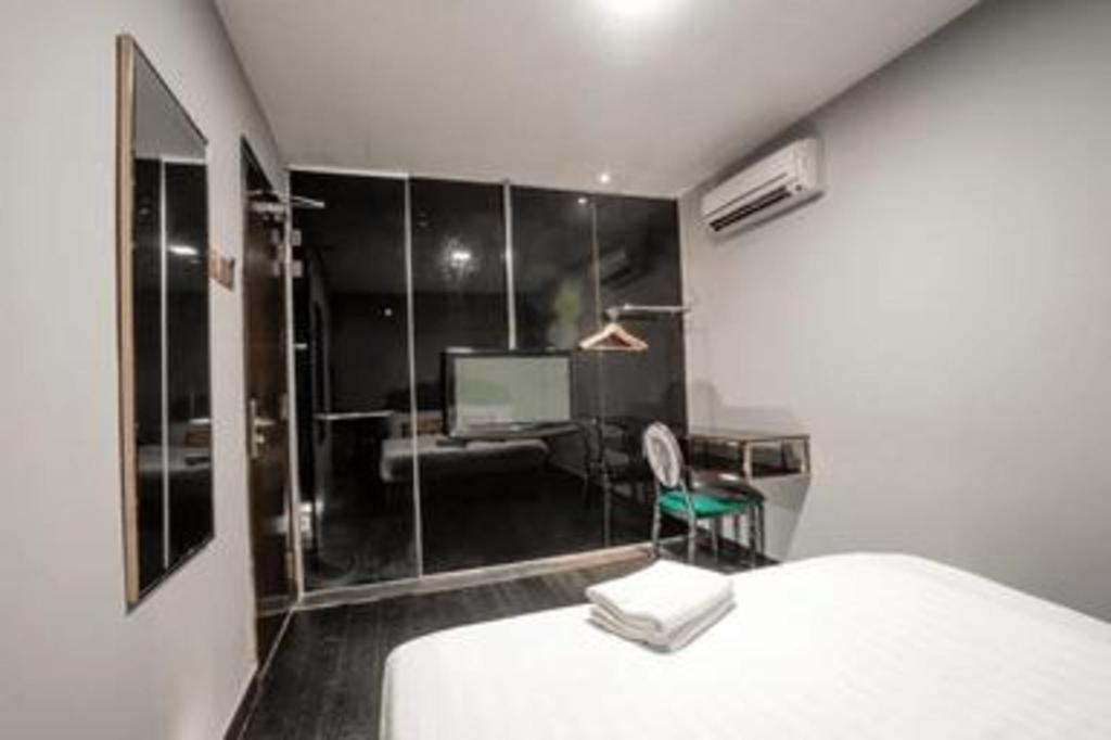 Artz Hotel Джохор-Бару Экстерьер фото